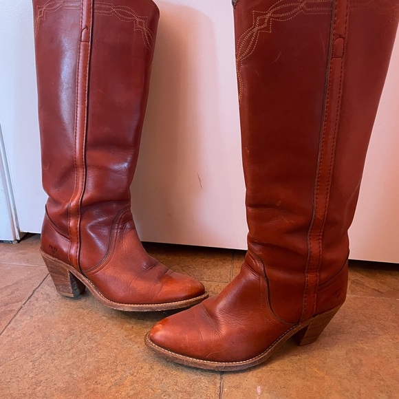Vintage Frye Boots Reddish Brown 
